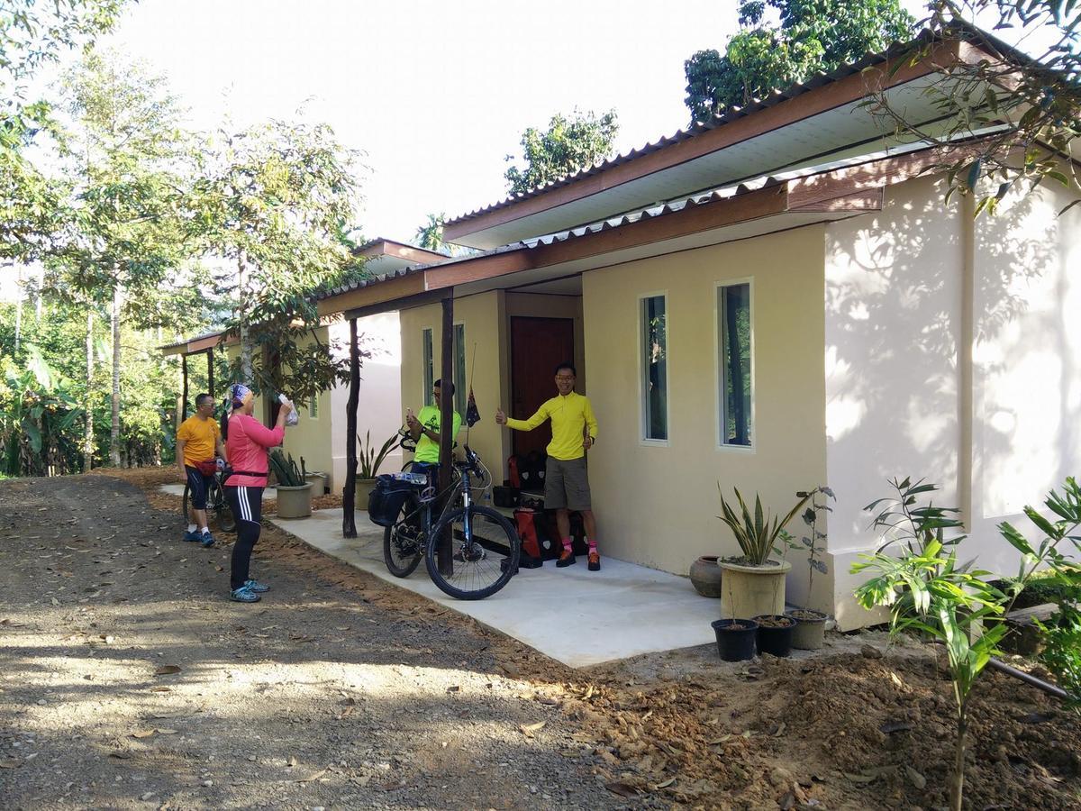 Baan Suan Tondin Hotel Satun Exterior foto
